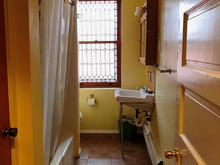 5432 Baywood St #2 — Photo 1