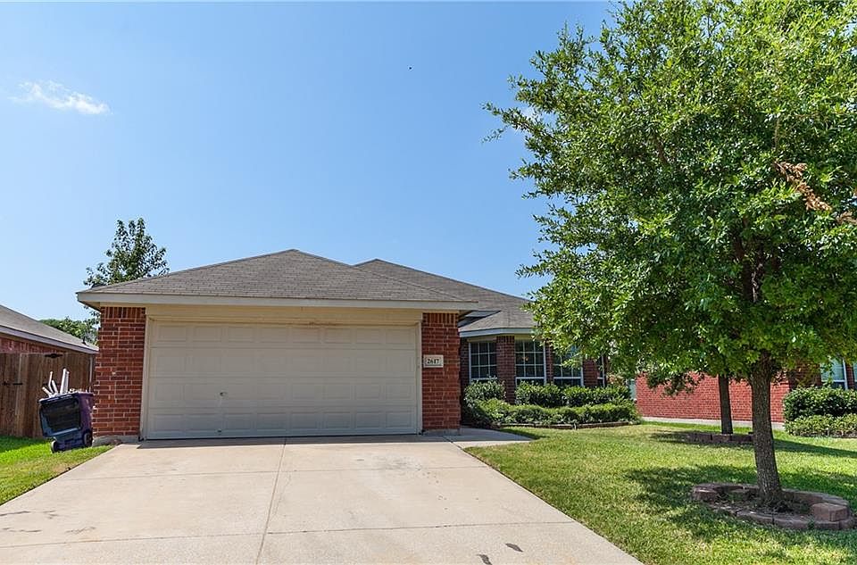 1st image of 2617 Emerald Ln