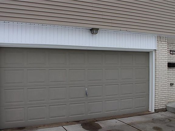 2nd image of 98 Ponderosa Dr
