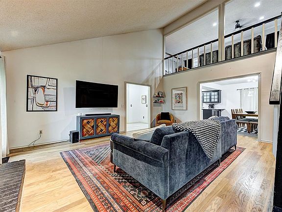 3rd image of 2408 Zion Park