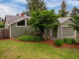 1104 SW 24th St, Troutdale, OR 97060