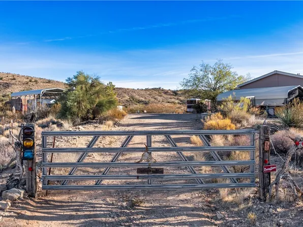 5720 S Mountain Lion Rd, Kingman, AZ 86401