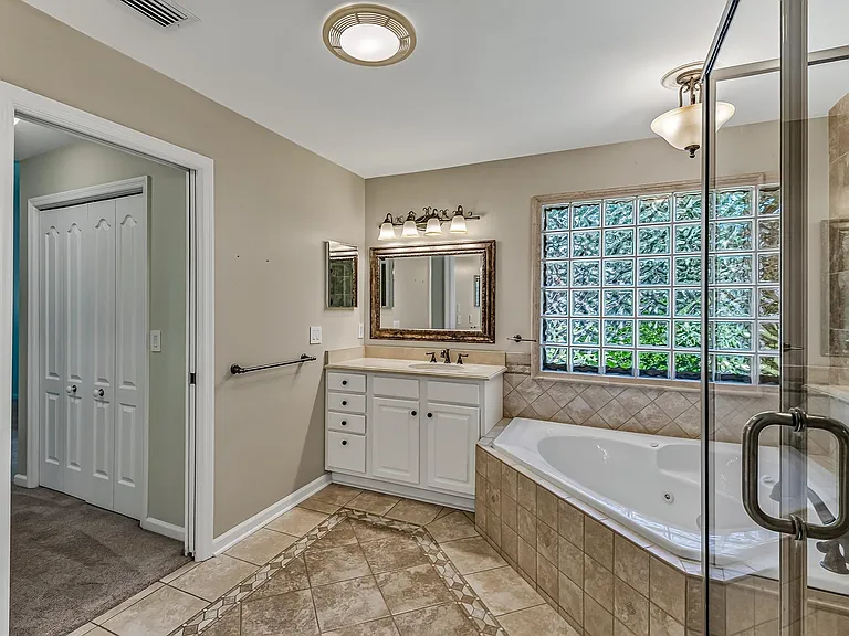 6326 Glasgow Dr — Photo 29
