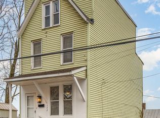 122 S 3rd St, Steelton, PA 17113