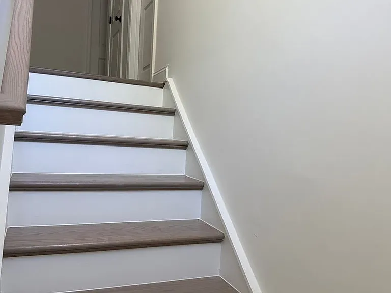 340 Hudson St — Photo 13