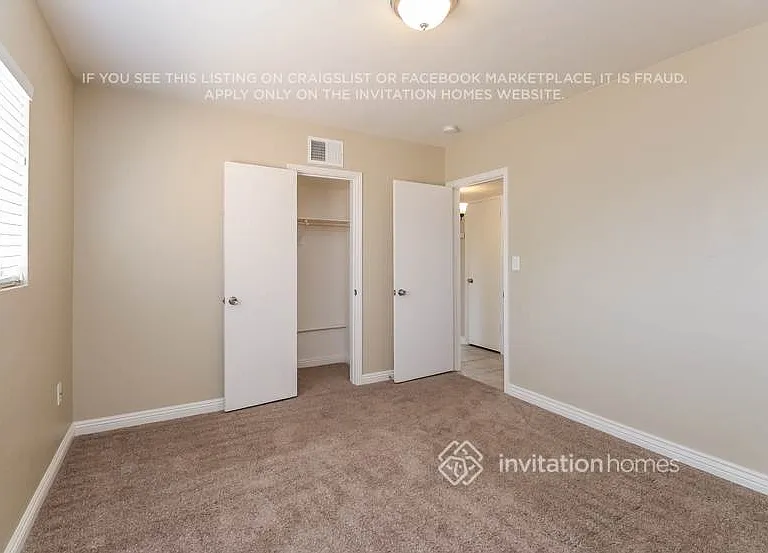 1649 E 1st St — Photo 10