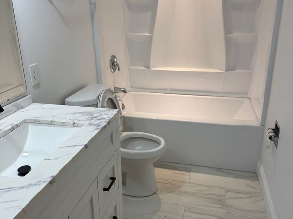 10501 S Highland Ave #305C