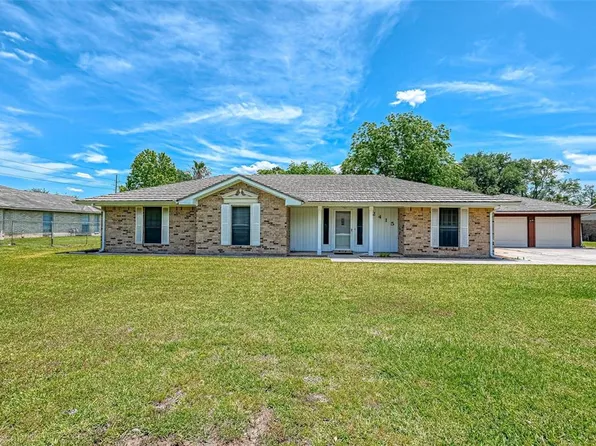 2415 Allwright Street, Rosenberg, TX 77471