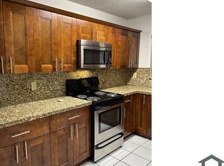 3051 W 76th St #D-210, Hialeah, FL 33018