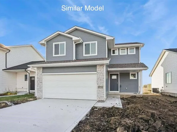 570 NW Rockwood Ln, Grimes, IA 50111