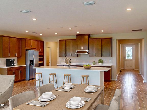 2nd image of 3234 LAGO VISTA Drive