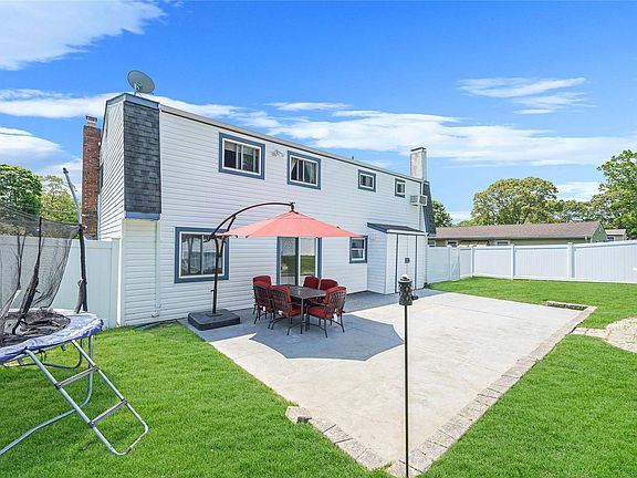 5th image of 23 Huxley Ln