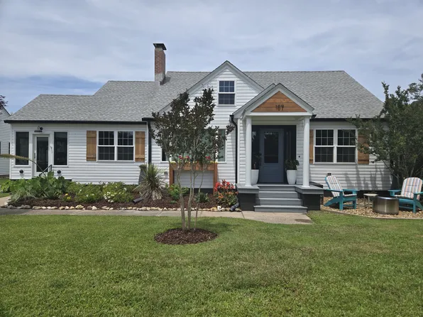 107 Circle Dr, Beaufort, NC 28516