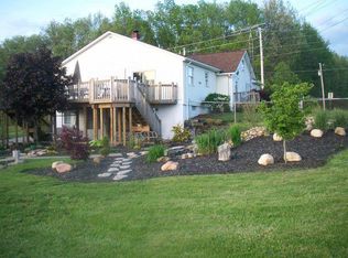 8991 Hoy Rd, Fredericksburg, OH 44627