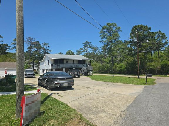 3rd image of 3101 Grandview Pl