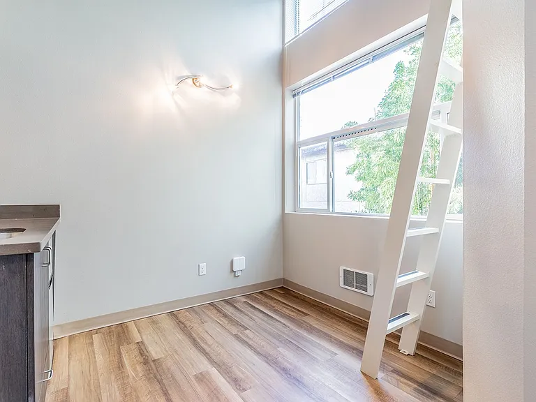 Alcove Ballard Apartments — Photo 14