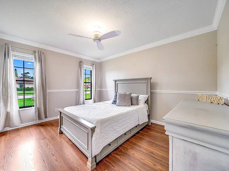 574 Juniper Pl — Photo 33