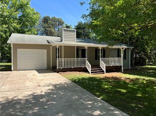 395 Dallas Rd, Dallas, GA 30157