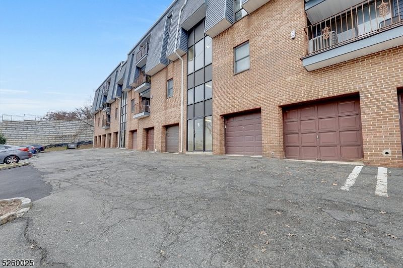 700 Schuyler Ave, Kearny, NJ 07032 Zillow