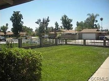 3rd image of 1350 W Rosewood Ct