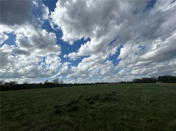/ Se Paso Street Tract A B C #El, Gravette, AR 72736