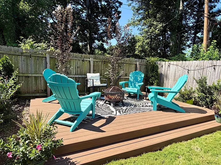 McArthur Ave — Photo 18
