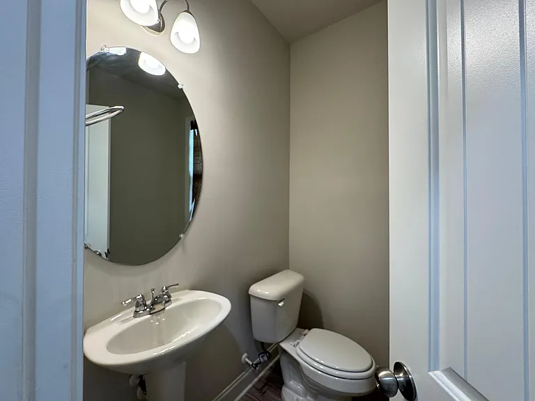 229 Karlov Rd — Photo 6