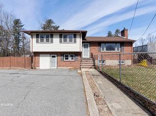 5 Vernon St, Tewksbury, MA 01876