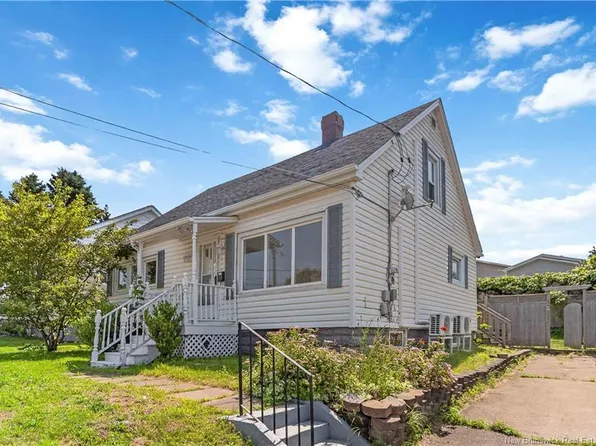 140 Gould St, Dieppe, NB E1A 1T9
