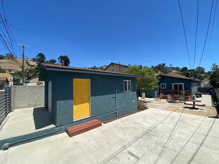 Very large off street parking area