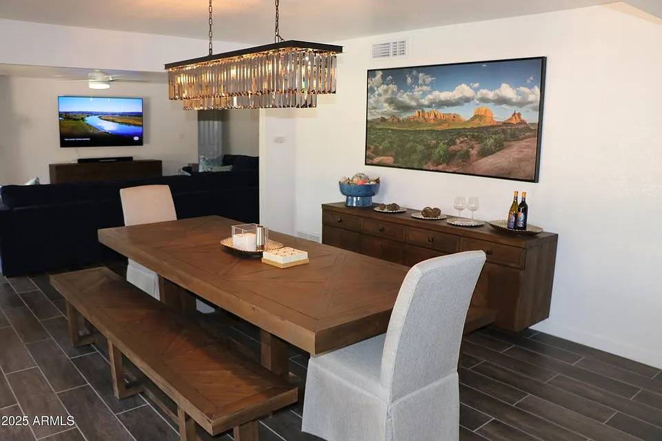 4 bed, $9,875 — Photo 4