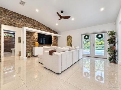 7534 Duval St, Navarre, FL, 32566