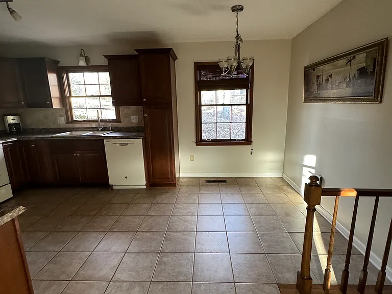 345 Caldwell Cir — Photo 22