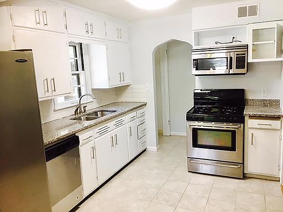 4th image of 17 Belleview Ave