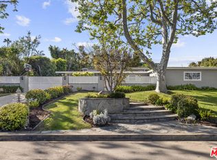 1233 Corsica Dr, Pacific Palisades, CA 90272