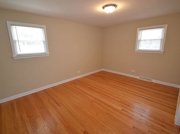 5th image of 9815 S Utica Ave