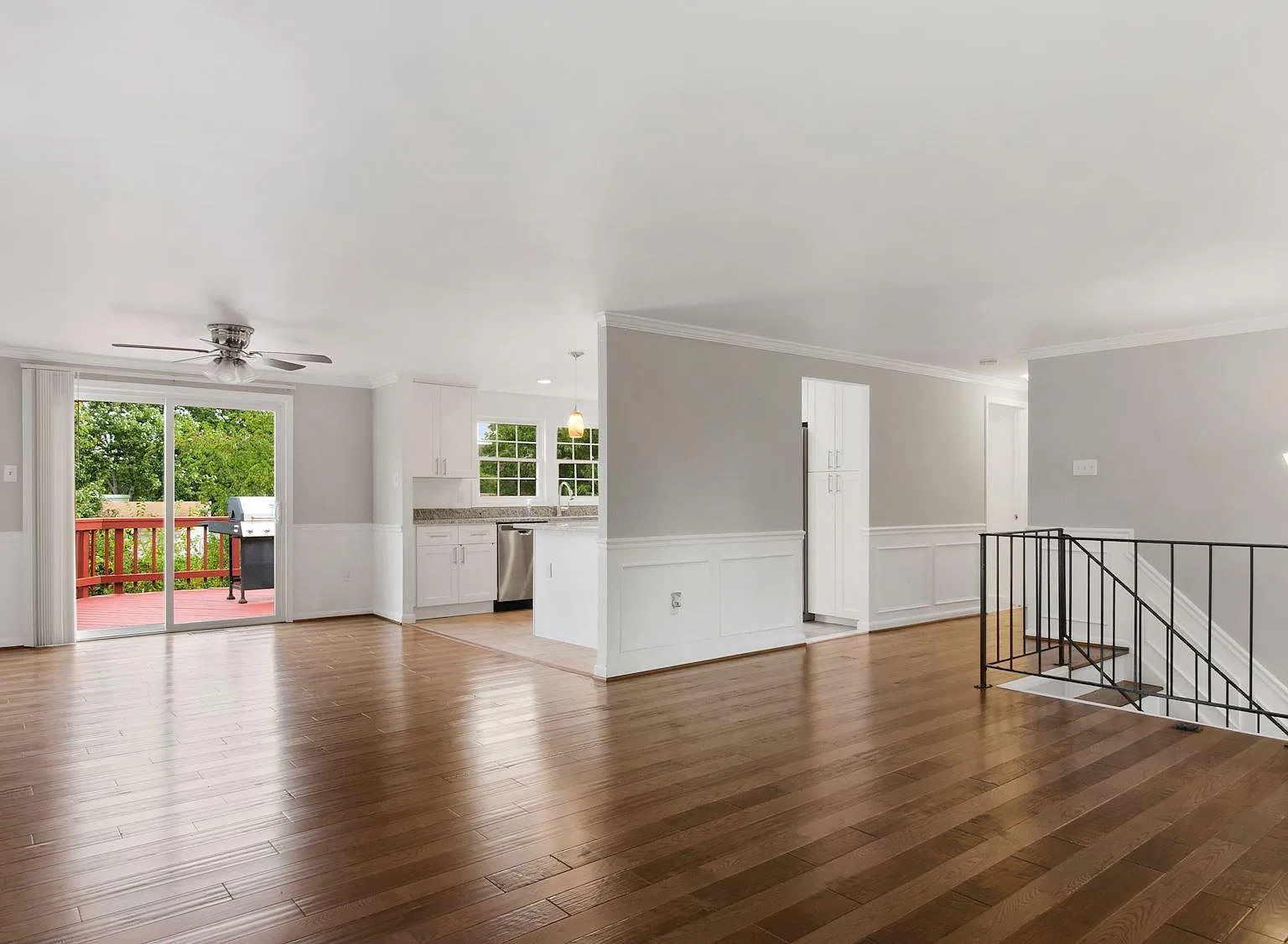 12802 Melvue Ct — Photo 2