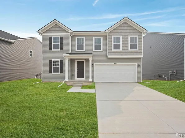 410 Hidden Riv W, Holly, MI 48442