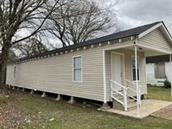 3rd image of 688 N 39th St