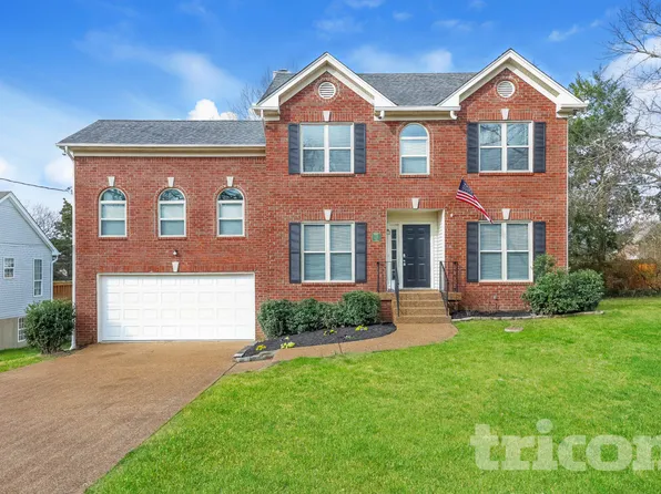 107 Charleston Ct, Hendersonville, TN 37075