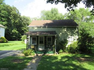 168 Adams St, Belvidere, NJ 07823