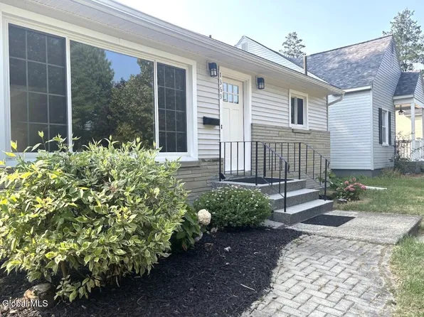 1369 Baker Avenue, Schenectady, NY 12309