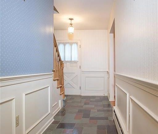 2nd image of 2707 Cresmont Ave