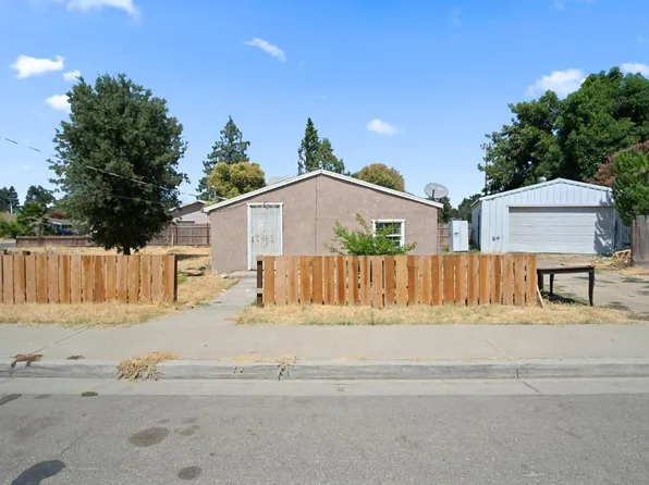 12933 Main St, Waterford, CA 95386