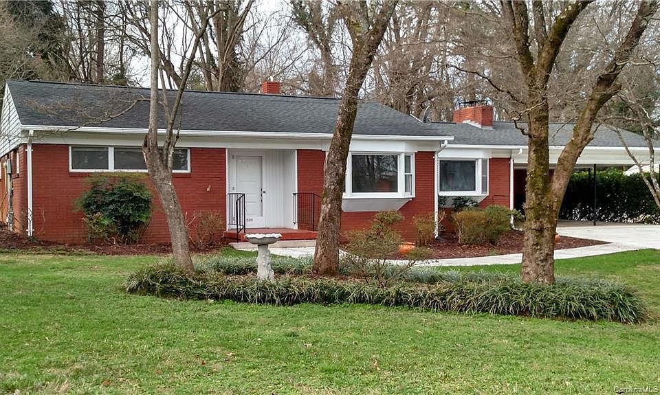 1st image of 539 Lakeside Dr