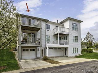 221B Outlook Dr #2, Douglas, MI 49406