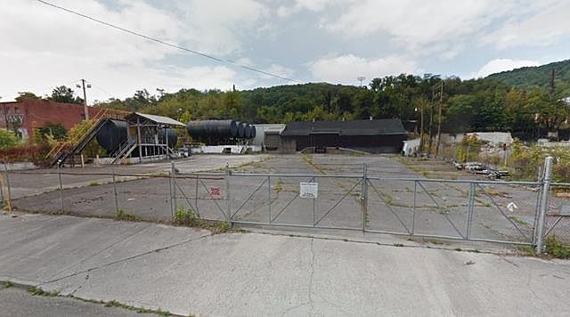 2nd image of 1500 Bluefield Ave