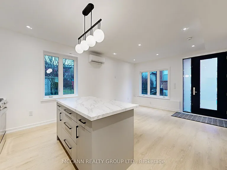 178 Atlas Ave #GARDEN — Photo 19
