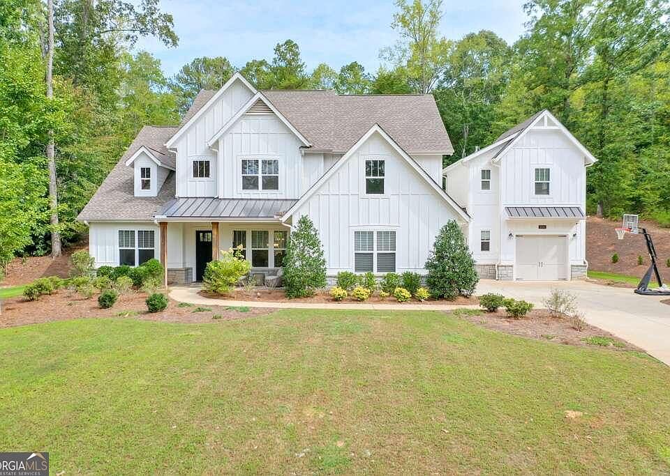 1st image of 16145 Grand Litchfield Dr