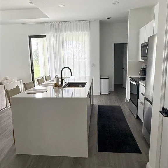 343 Rawlings Ave — Photo 8
